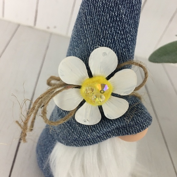 ❌SOLD ❌Daisy Denim Gnome Handmade Blue Yellow Jute Silver Key Charm Farmhouse - Picture 9 of 15